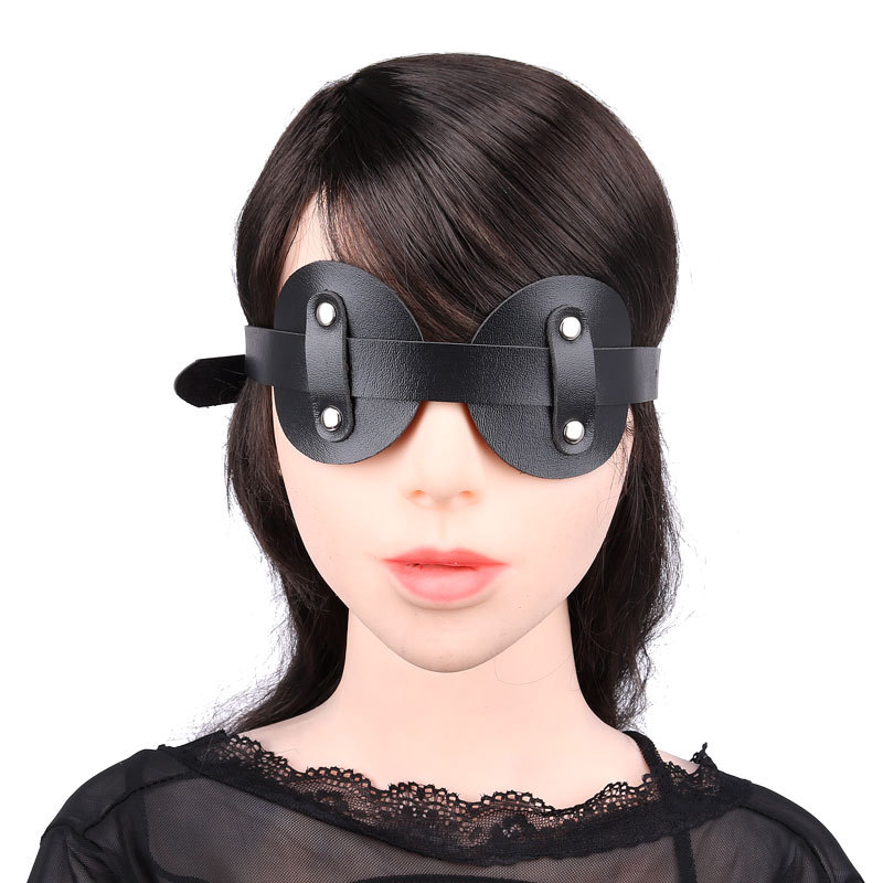 Leather Blindfold in Black