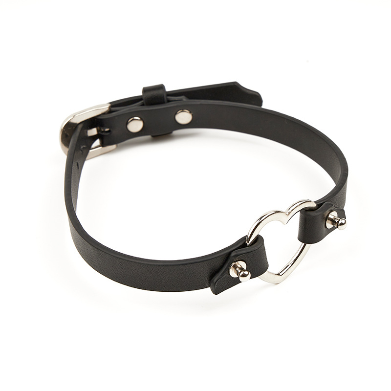 Heart Ring Strict Leather Collar